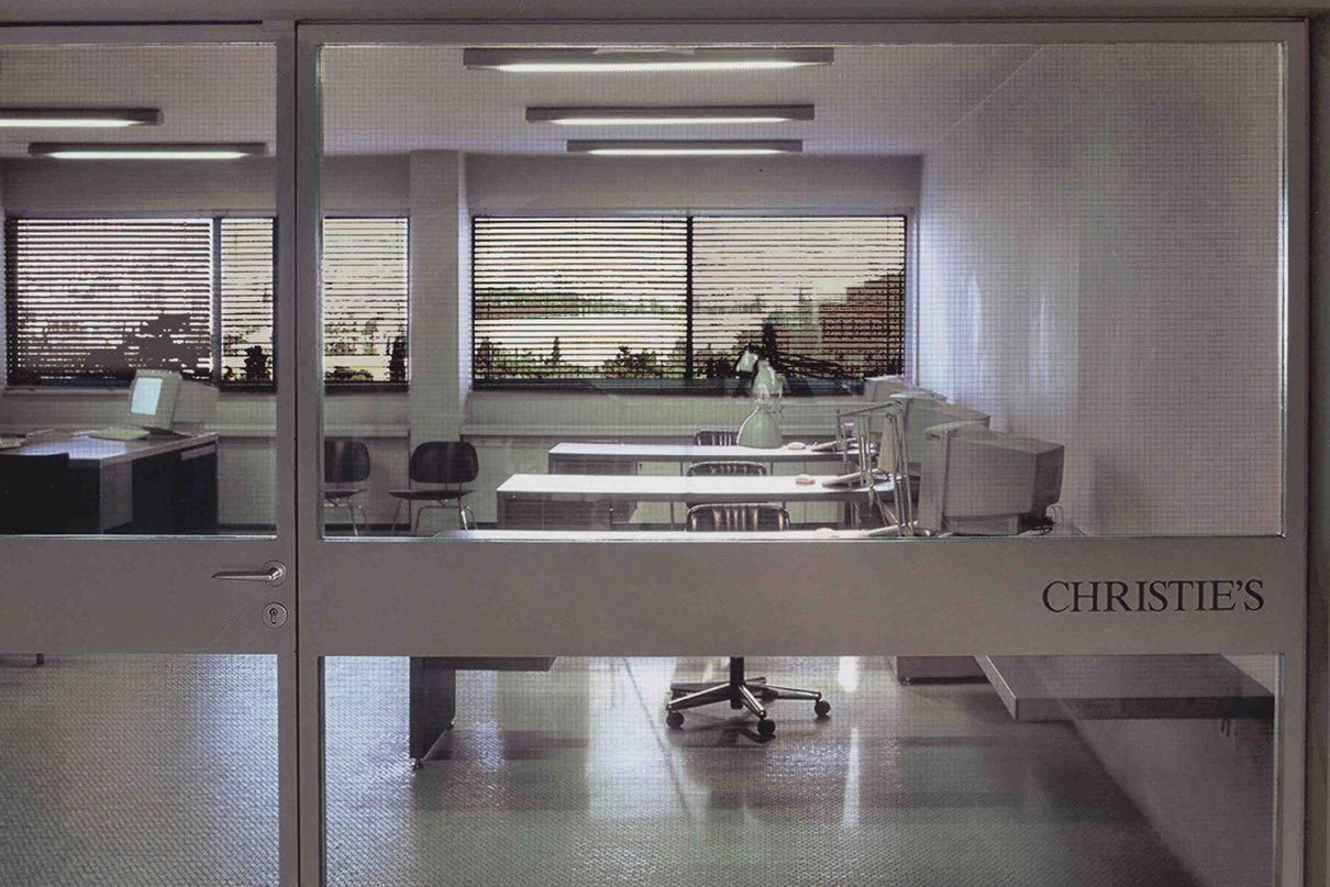Christie's Athens Entrance - Pantelis Nicolacopoulos Architects
