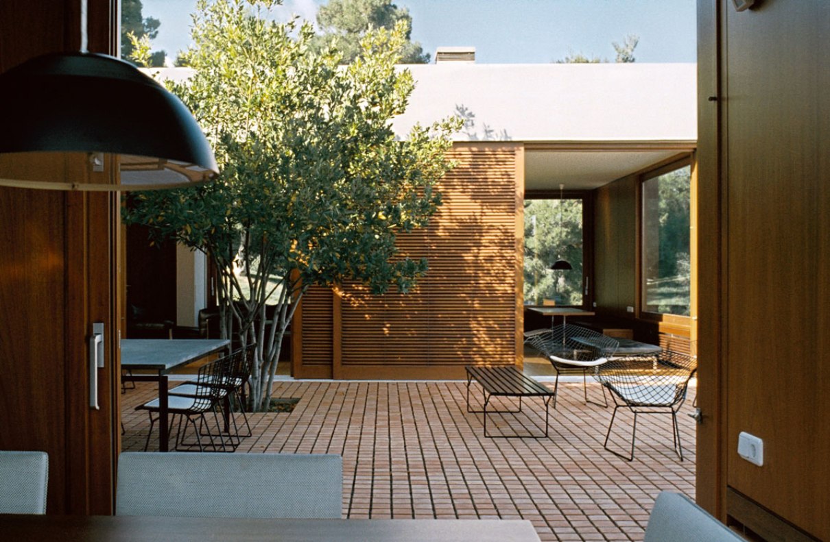 House at Kiourka - Courtyard