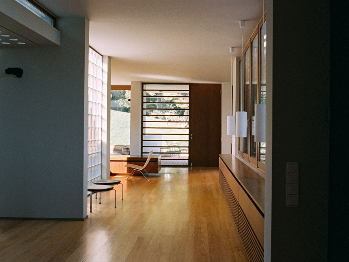 House at Kiourka - Entrance