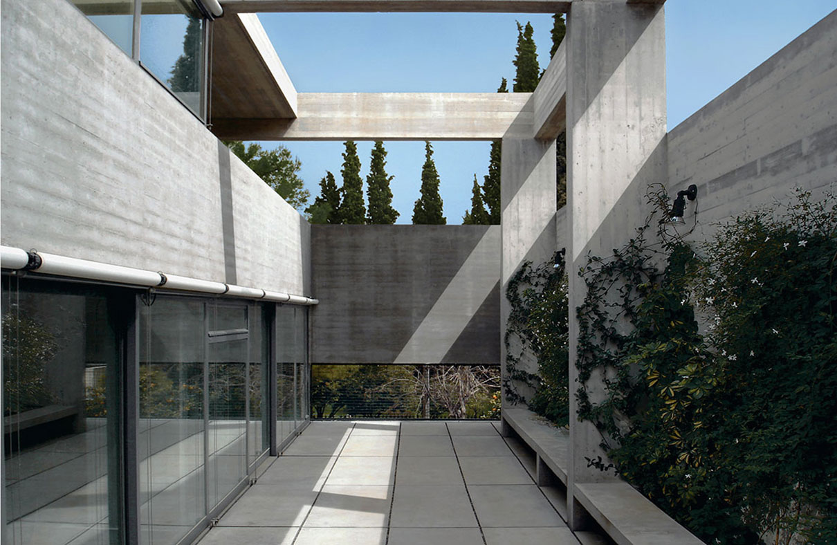 House in Psychico - First Floor Courtyard